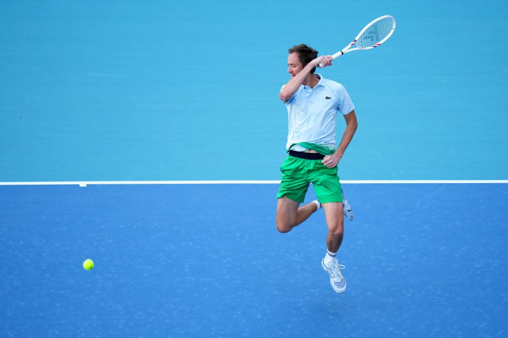 C7C7：阿森纳后防主力报销，皇马两任门将全休：扩军的问题正在逐步暴露.